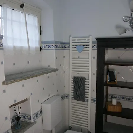 Salita Al Borgo Casa In Corte Privata *