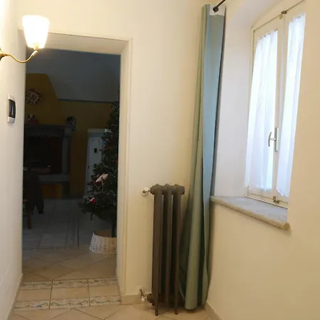 Feriehus Salita Al Borgo Casa In Corte Privata *