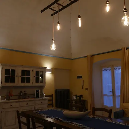 Salita Al Borgo Casa In Corte Privata * Verzuolo